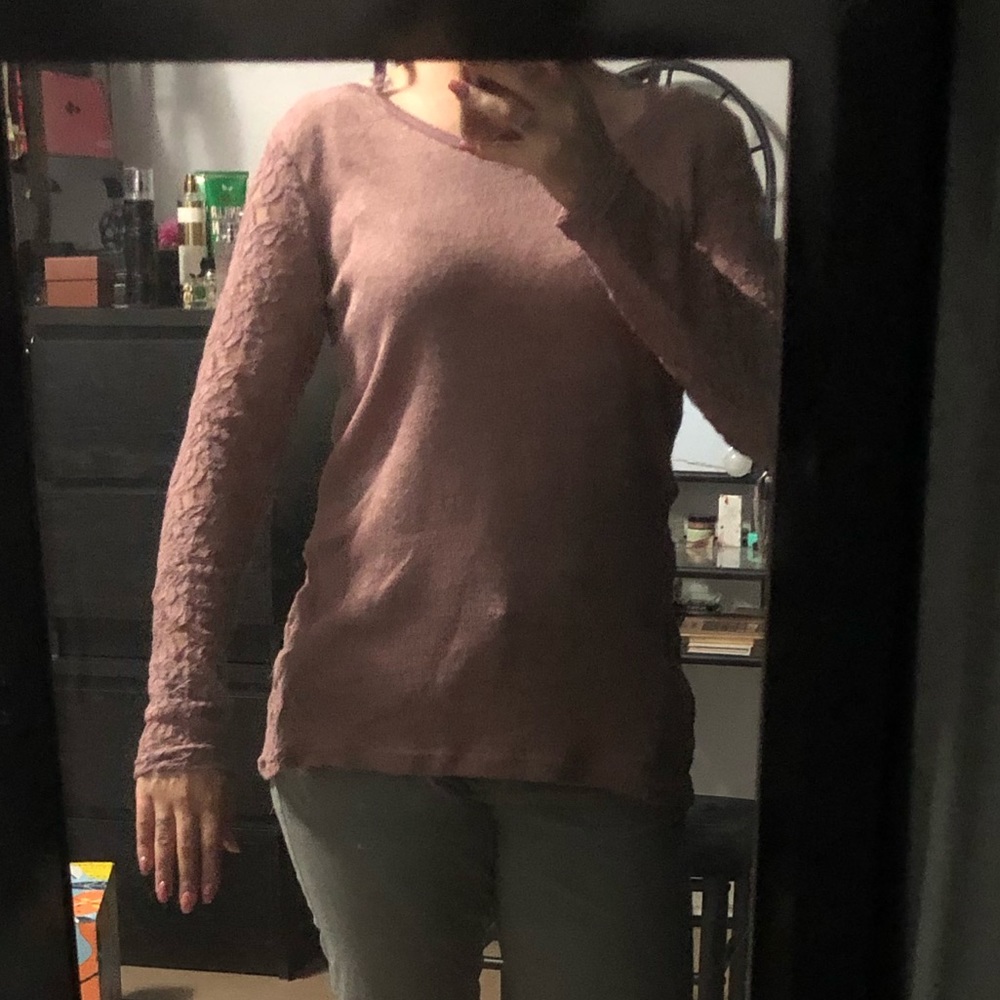 ONE LEFT❗️Tunic with Lace details - Picture 7 of 8
